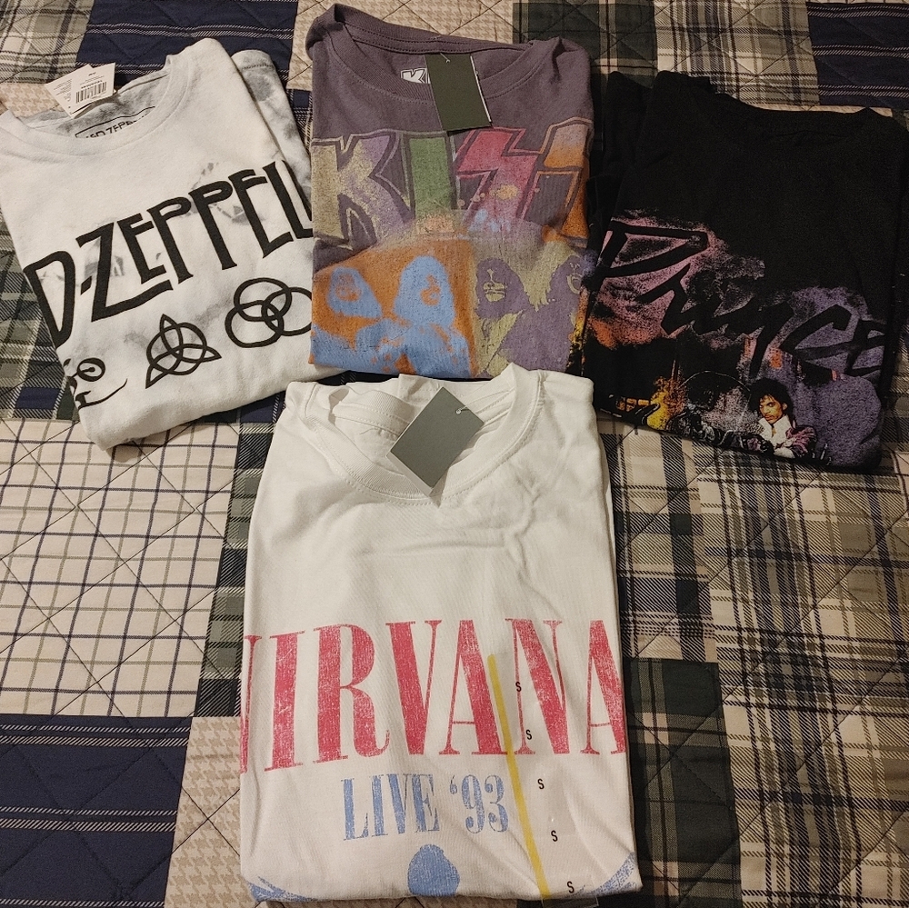 4 Band Tees